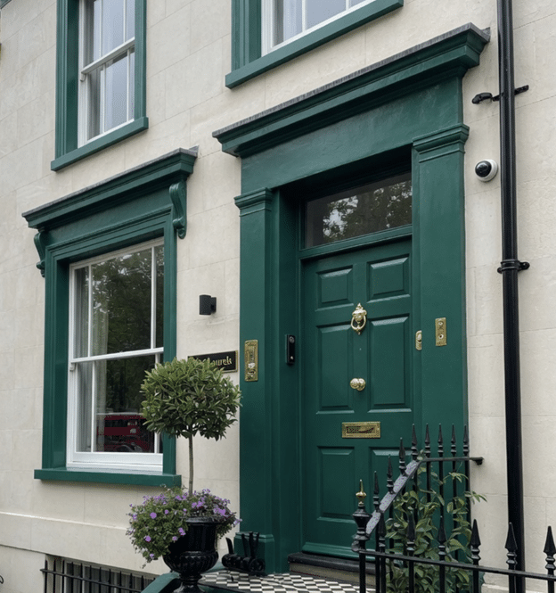 Bold Accent Colours for Doors and Trim 